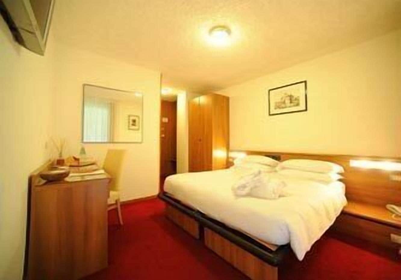 Luna Wellness Hotel Folgarida Kültér fotó
