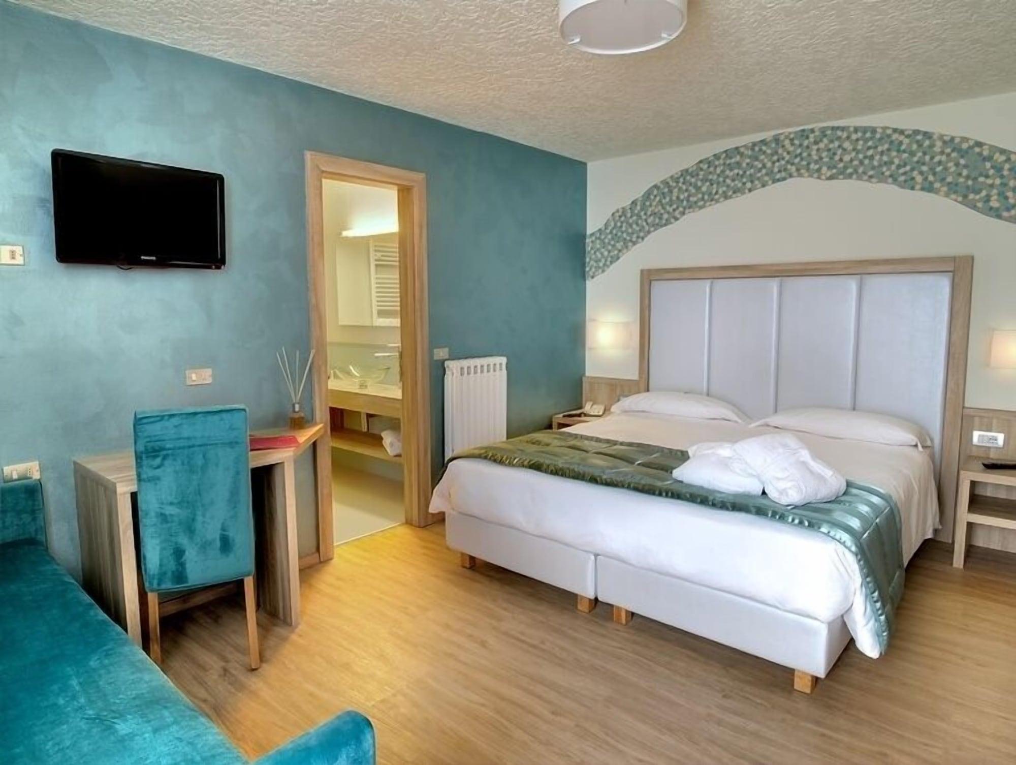 Luna Wellness Hotel Folgarida Kültér fotó