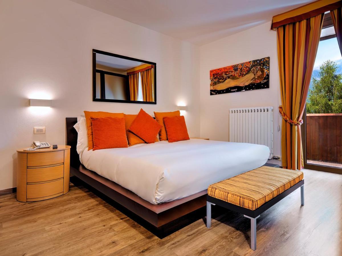 Luna Wellness Hotel Folgarida Kültér fotó