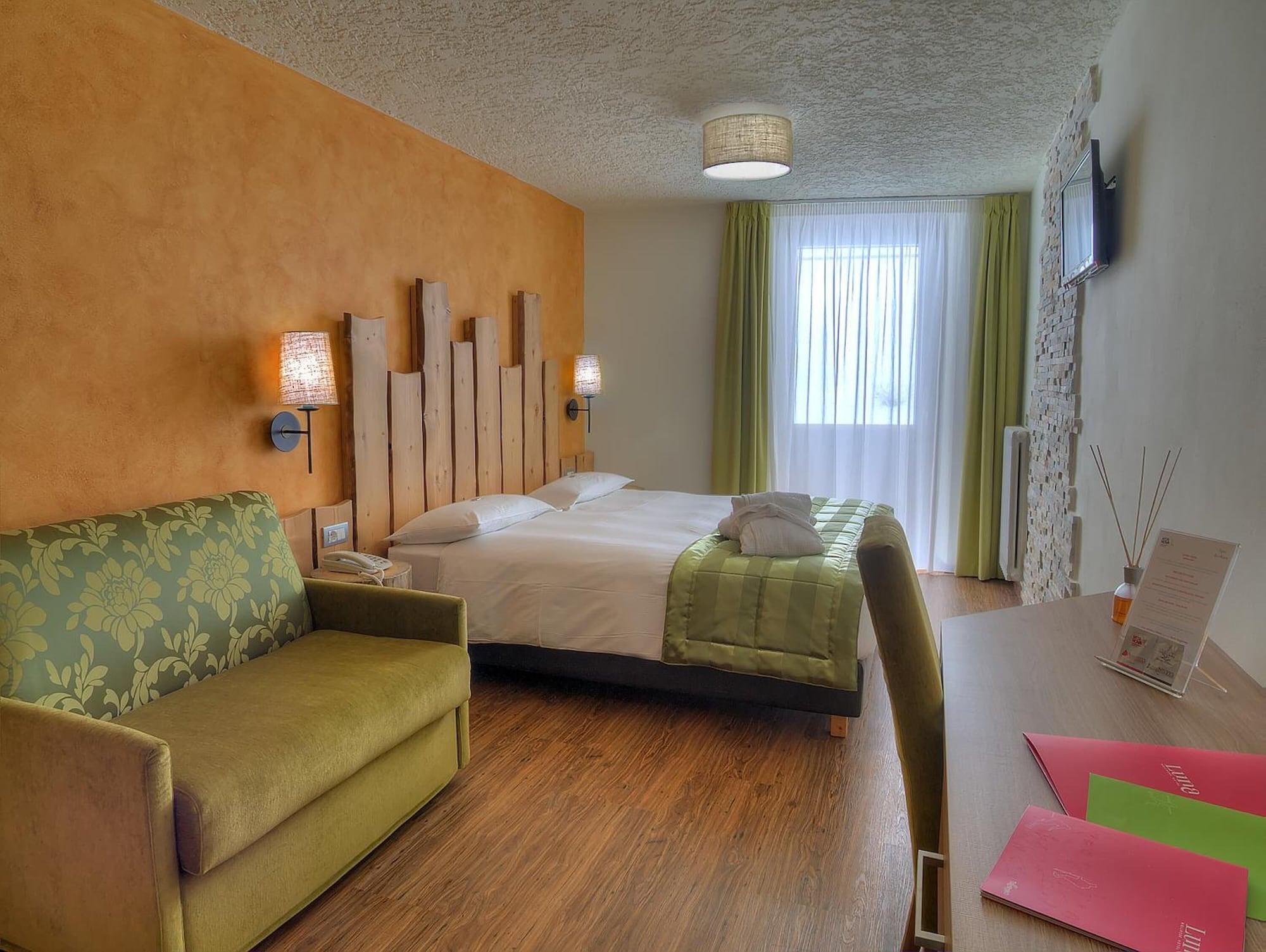 Luna Wellness Hotel Folgarida Kültér fotó